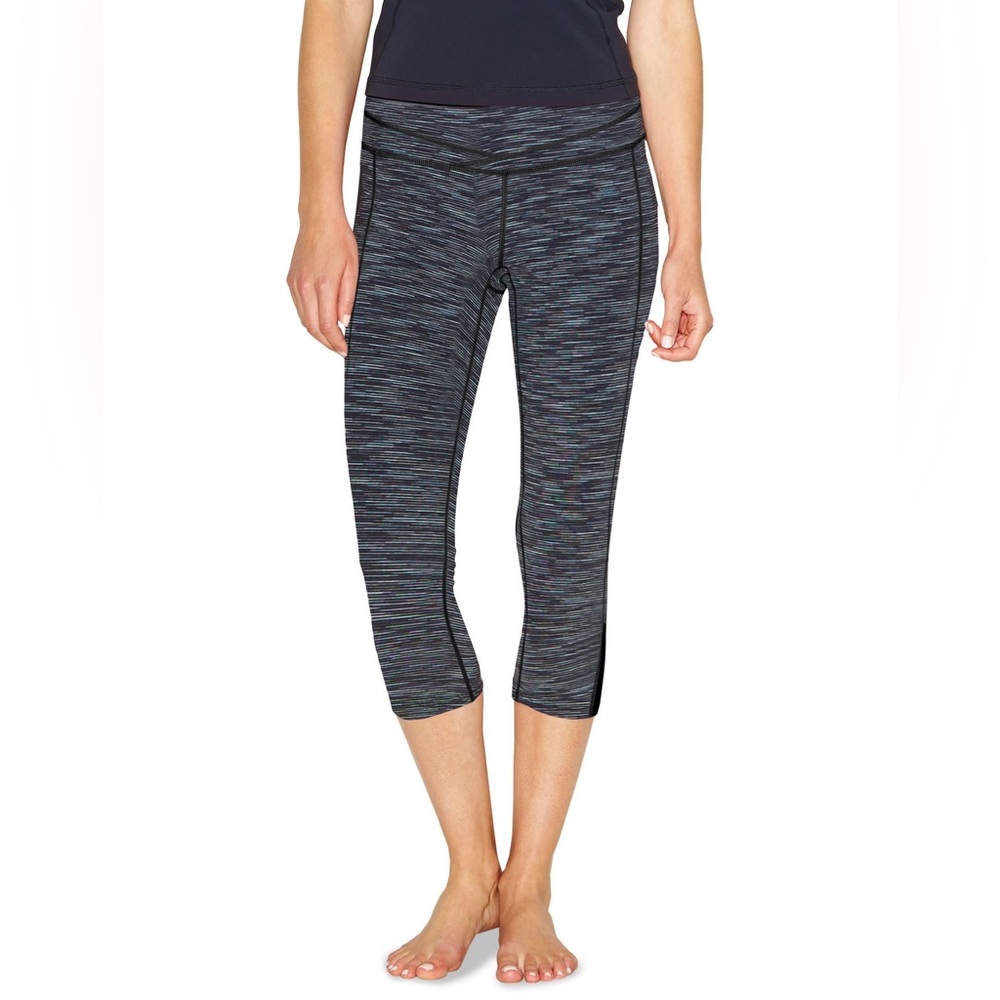 Lucy Powermax Hatha Collection capri leggings yoga pilates stretch cropped pant
